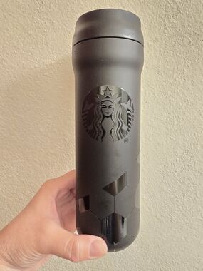 NWT Starbucks 2026 LATAM Black Matte Soccer Hex Pattern Travel Mug